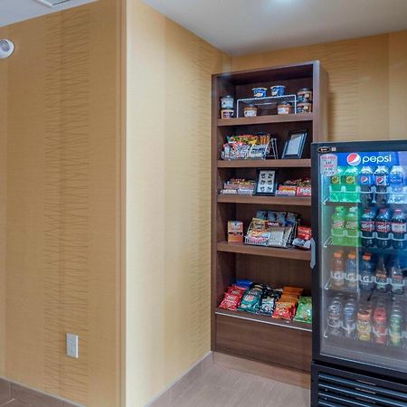 Fairfield Inn & Suites By Marriott Cleveland Стрітсборо Екстер'єр фото